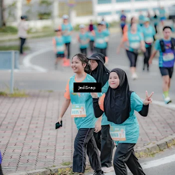 Runner Photo 8309819
