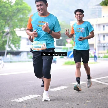 Runner Photo 8309825