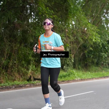 Runner Photo 8309846