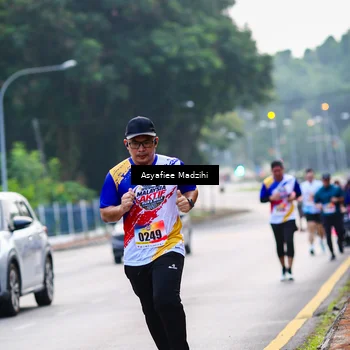 Runner Photo 8309863