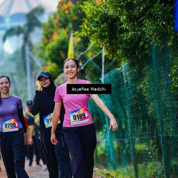 Runner Photo 8309864