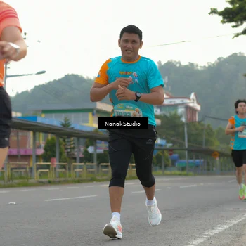 Runner Photo 8309876