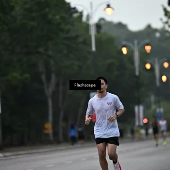 Runner Photo 8309878