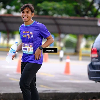 Runner Photo 8309885