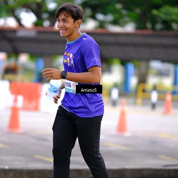 Runner Photo 8309886