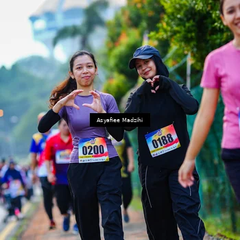 Runner Photo 8309898