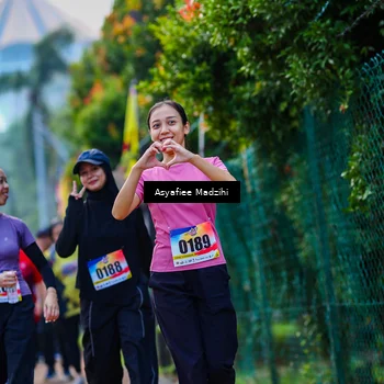 Runner Photo 8309905