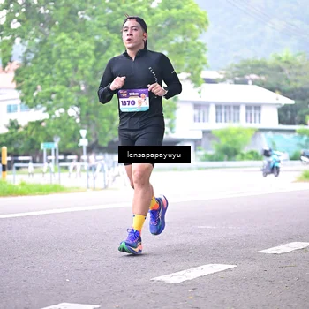 Runner Photo 8309913