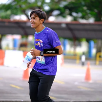 Runner Photo 8309921