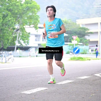Runner Photo 8309926