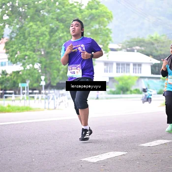 Runner Photo 8309937