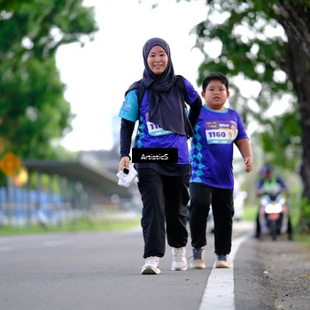 Runner Photo 8309942