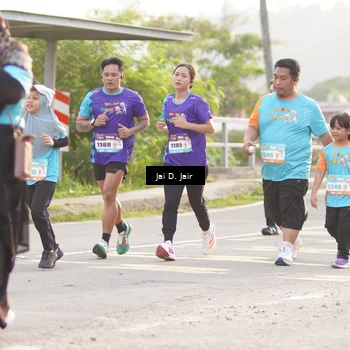 Runner Photo 8309949