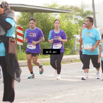 Runner Photo 8309960