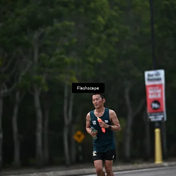 Runner Photo 8310010