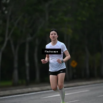 Runner Photo 8310014