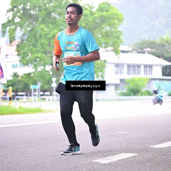 Runner Photo 8310032
