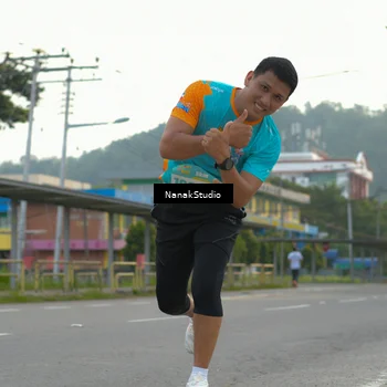 Runner Photo 8310050