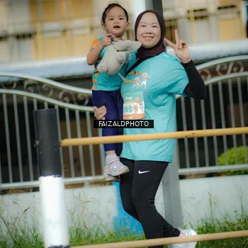 Runner Photo 8310062