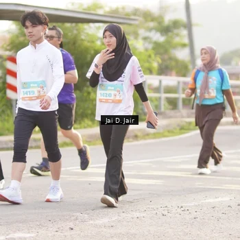 Runner Photo 8310079