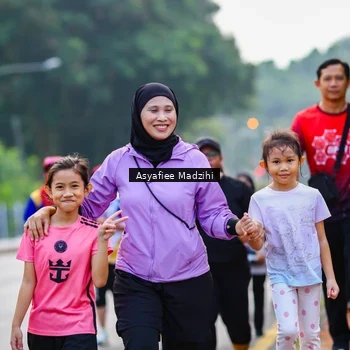 Runner Photo 8310100