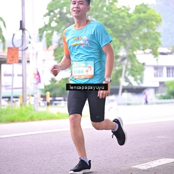 Runner Photo 8310107