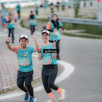 Runner Photo 8310130