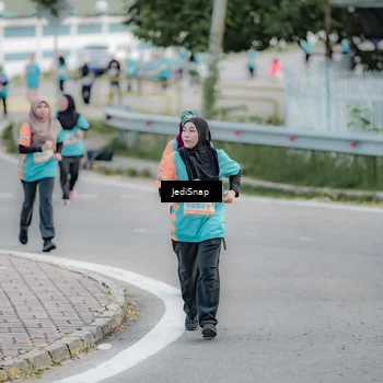 Runner Photo 8310138