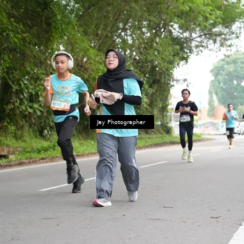 Runner Photo 8310144