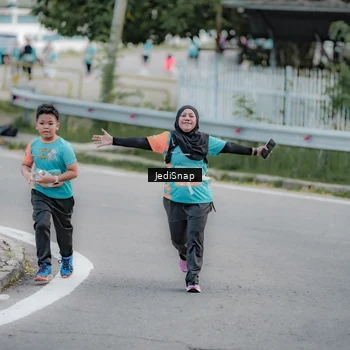 Runner Photo 8310223