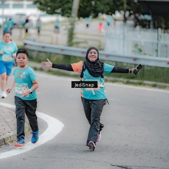 Runner Photo 8310232