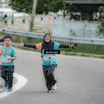 Runner Photo 8310234