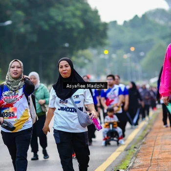 Runner Photo 8310248