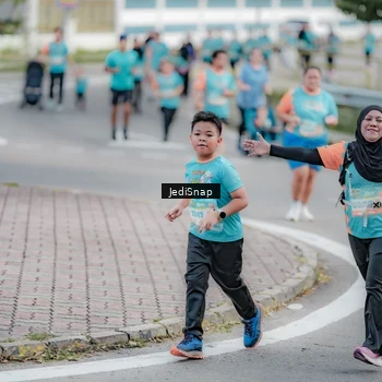 Runner Photo 8310250