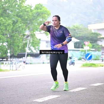 Runner Photo 8310254