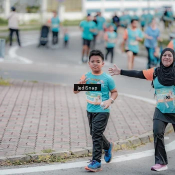 Runner Photo 8310262