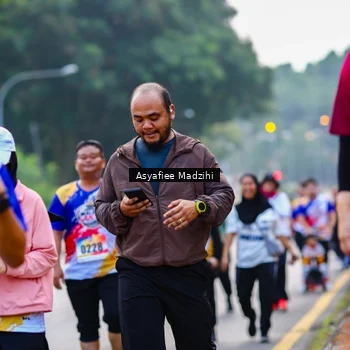 Runner Photo 8310265