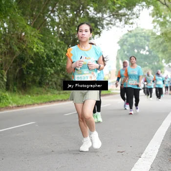 Runner Photo 8310272