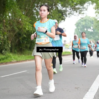 Runner Photo 8310275