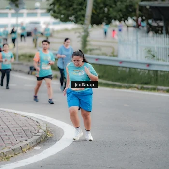 Runner Photo 8310290