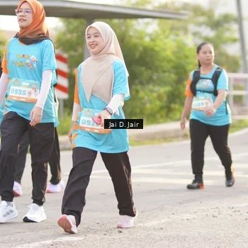 Runner Photo 8310306
