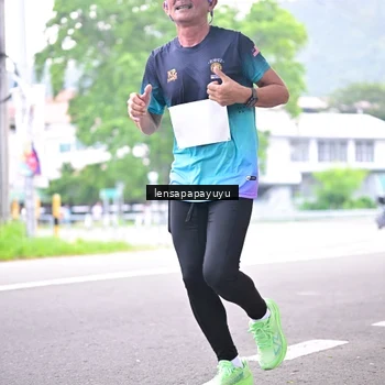 Runner Photo 8310353