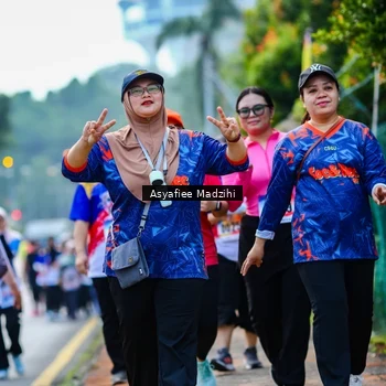 Runner Photo 8310359