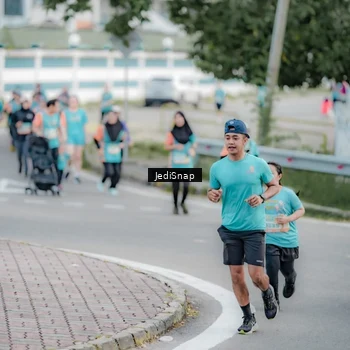 Runner Photo 8310363