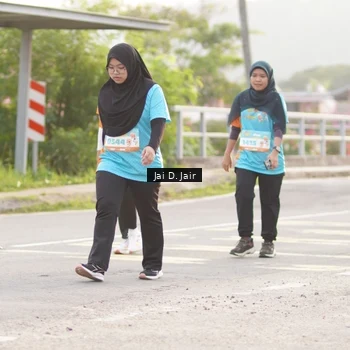 Runner Photo 8310379