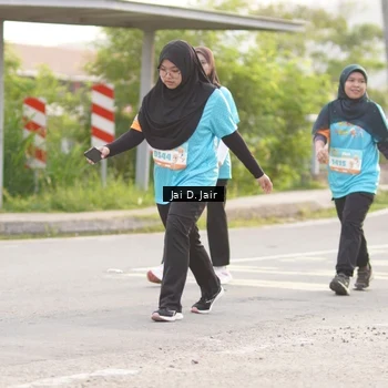 Runner Photo 8310389