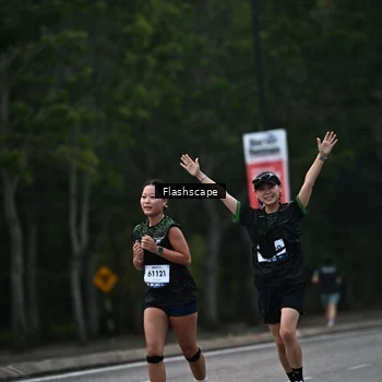 Runner Photo 8310390