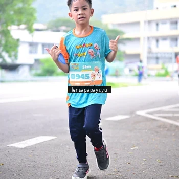 Runner Photo 8310412