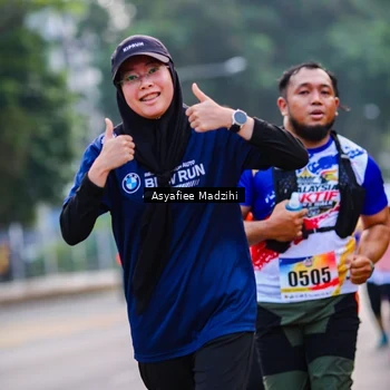 Runner Photo 8310417