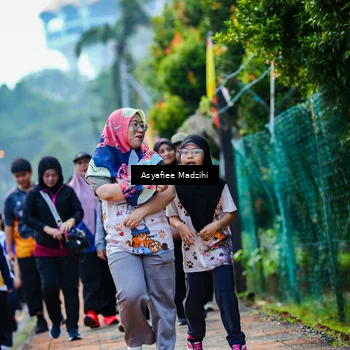 Runner Photo 8310429
